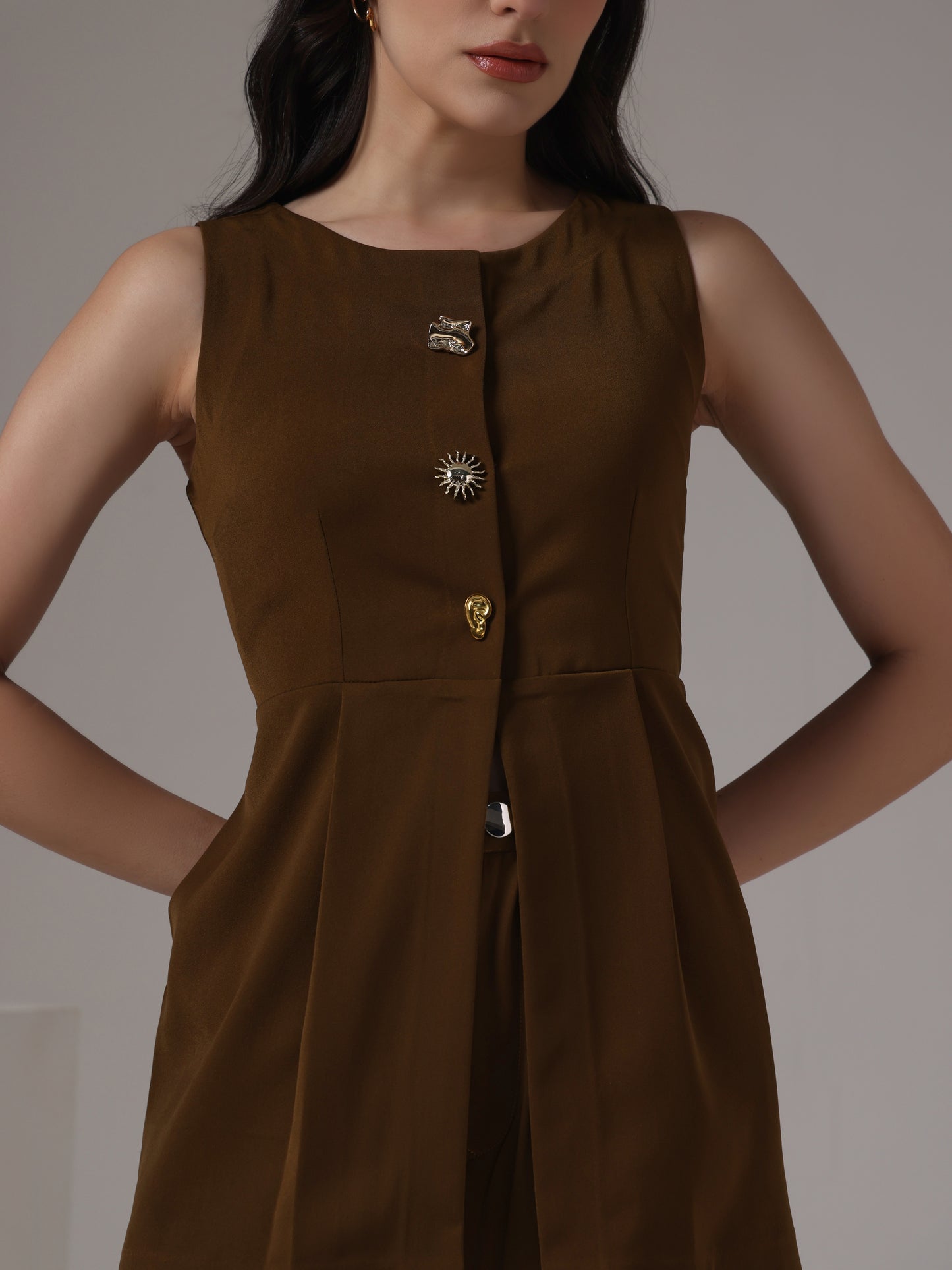 BUTTONED UP TOP