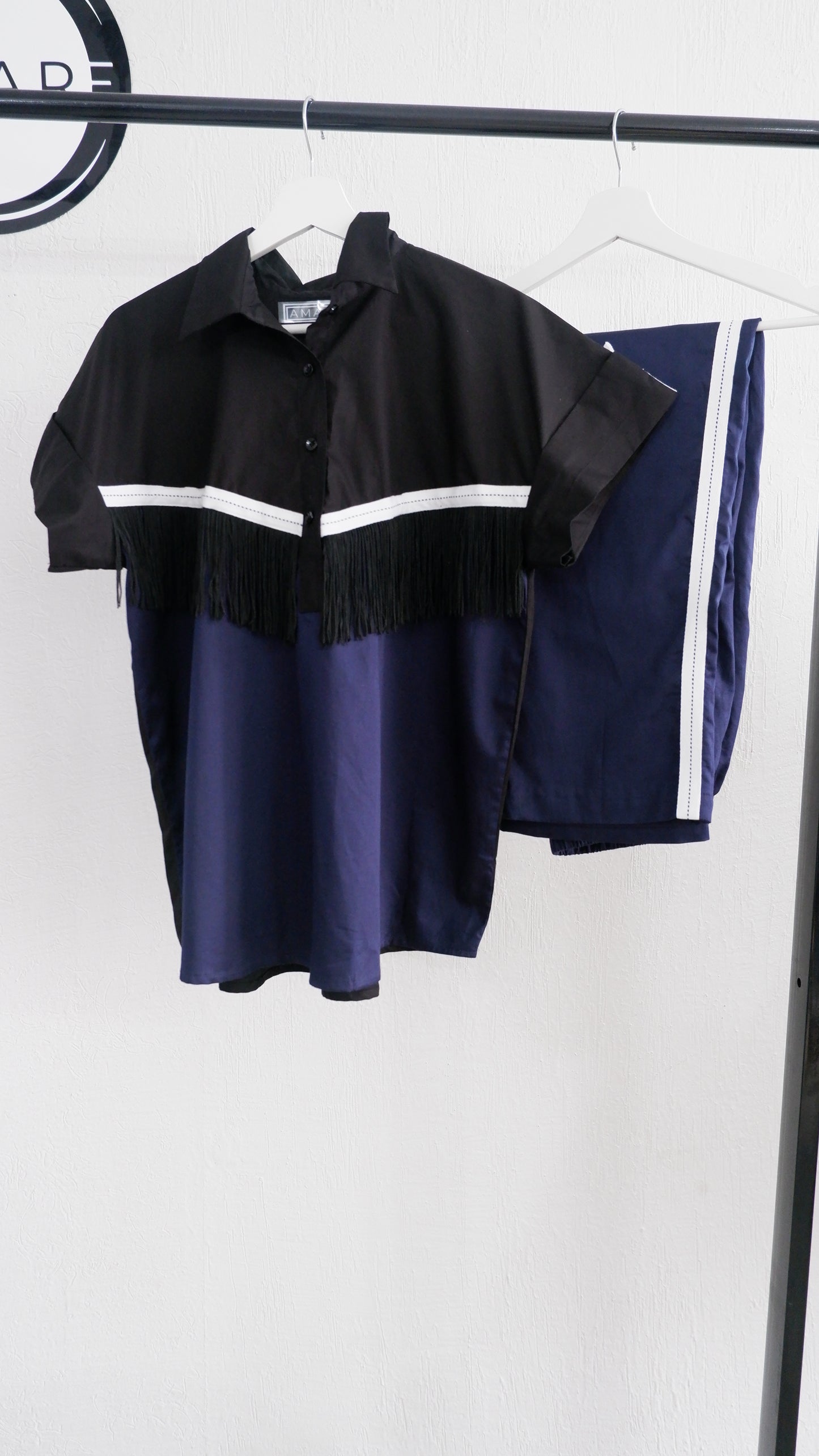 COLORBLOCKED TASSELS