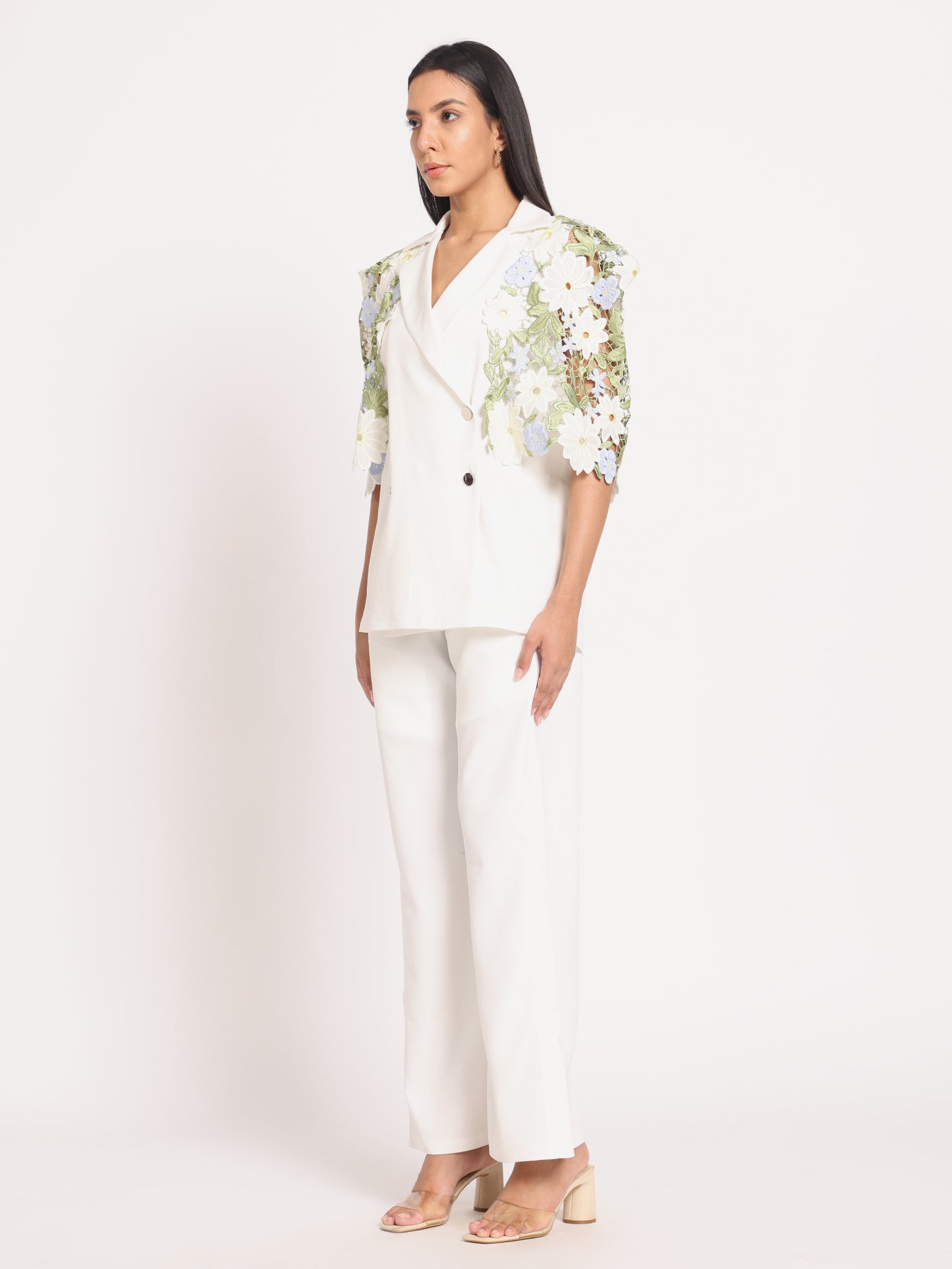 LACE DETAIL LIGHT BLAZER SET