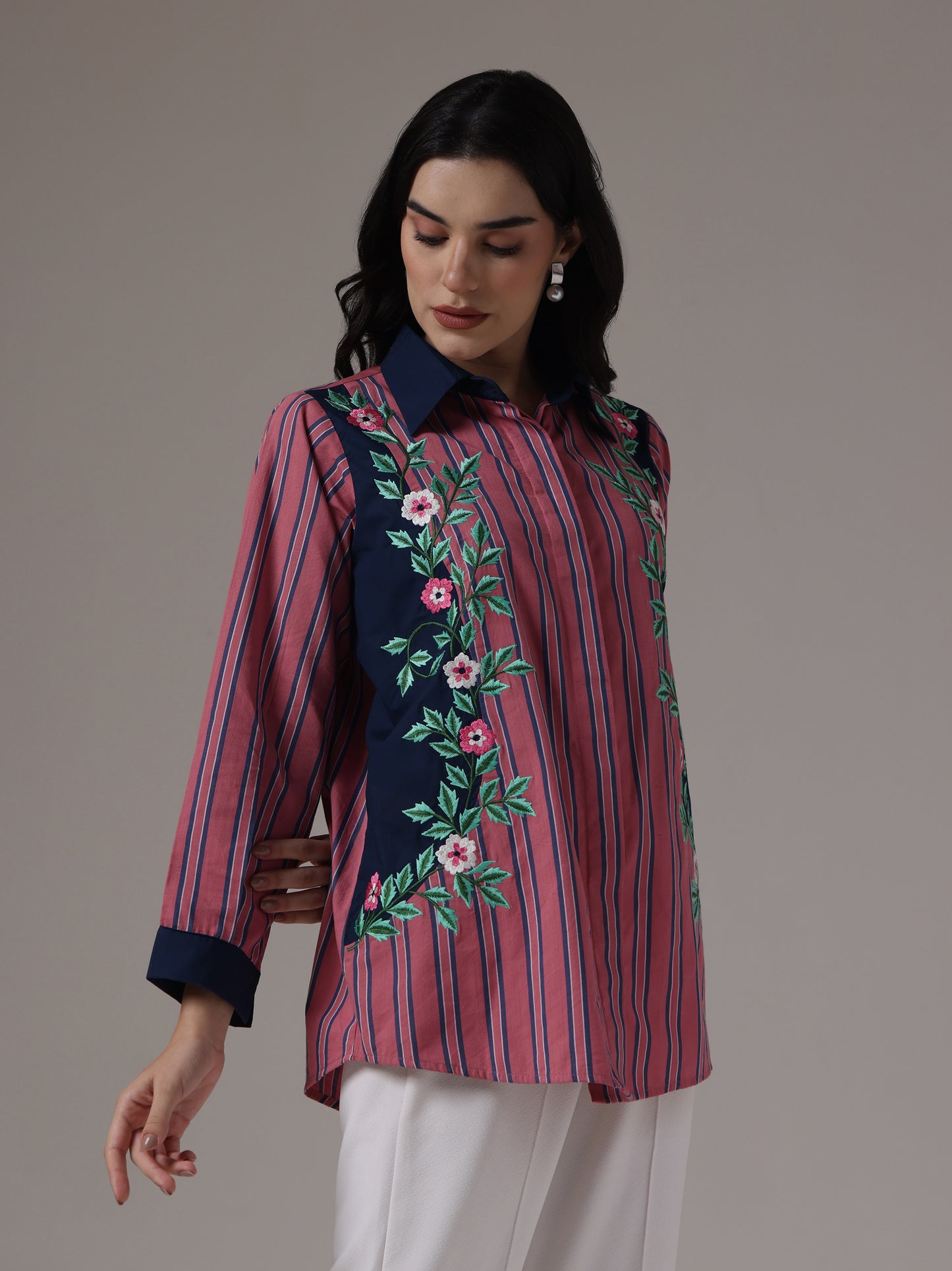 EMBROIDERD STRIPES  PANELLED