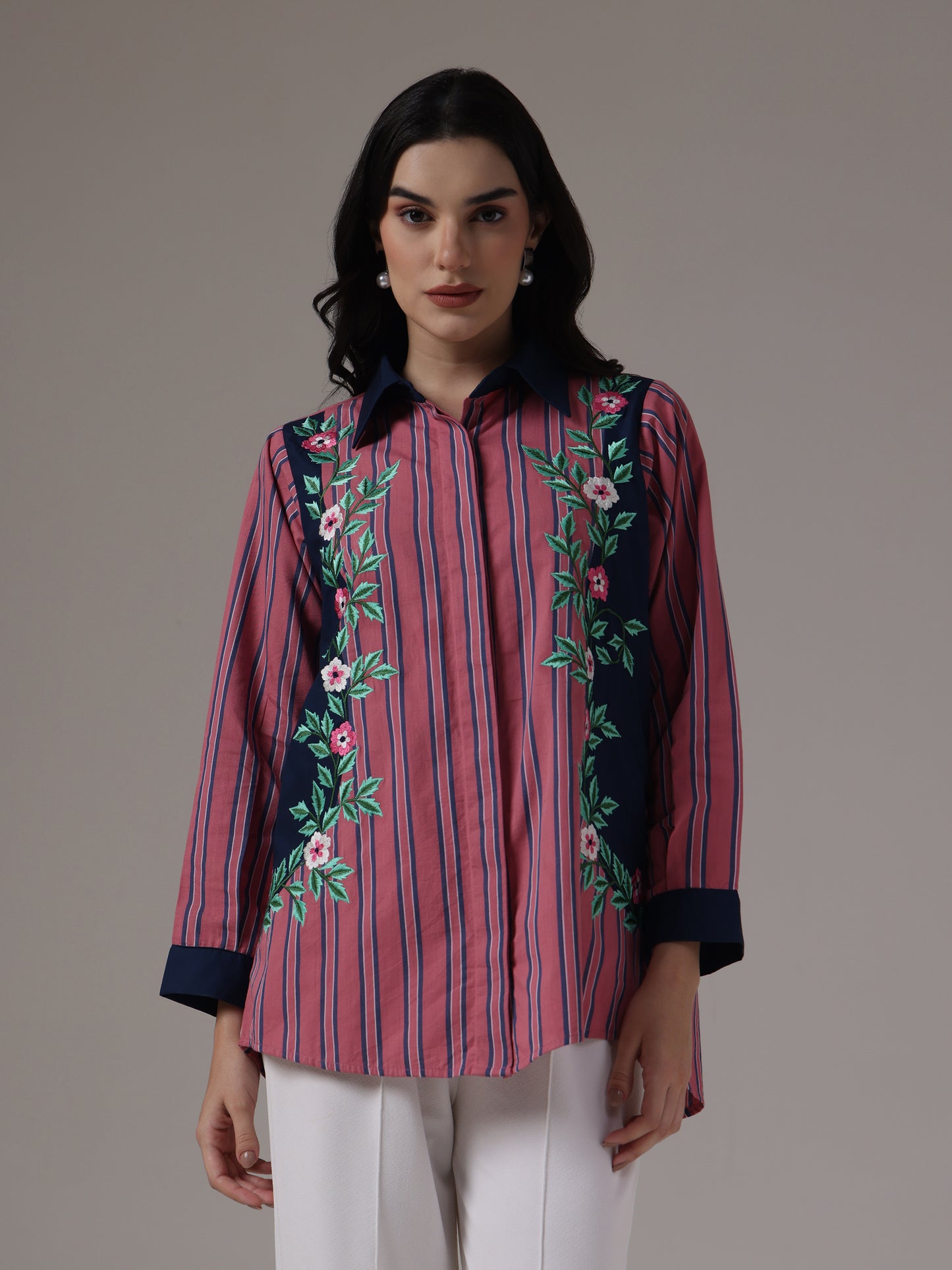 EMBROIDERD STRIPES  PANELLED