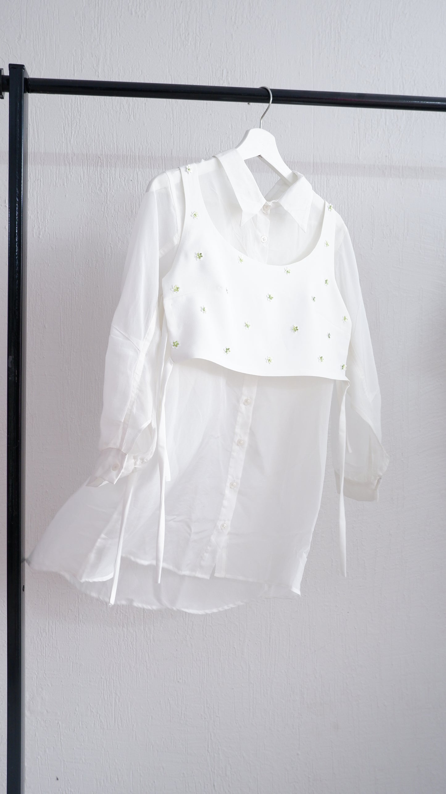 BLOSSOM BIB SHIRT