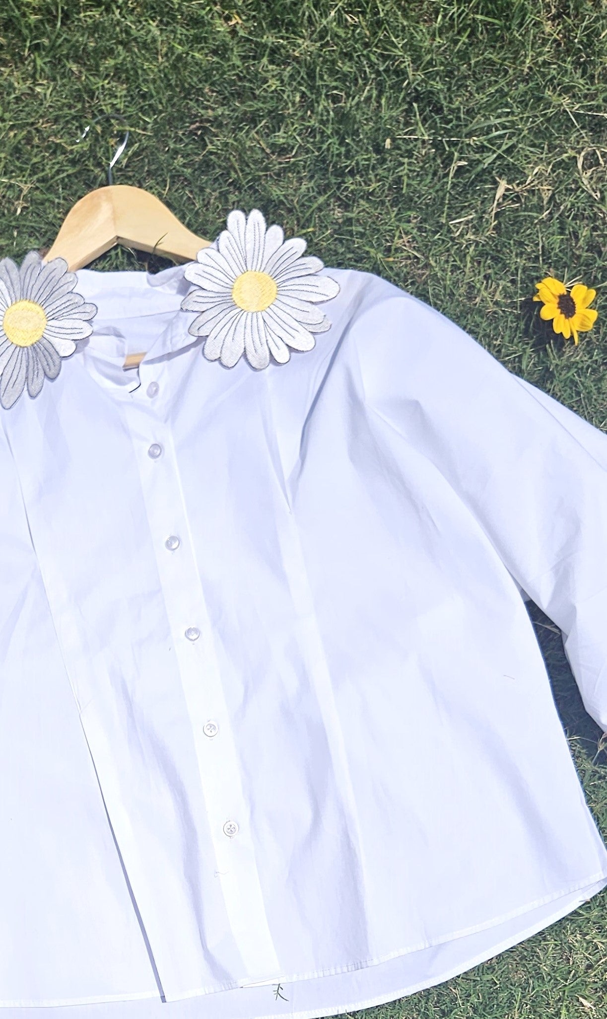 DAISY COLLAR SHIRT