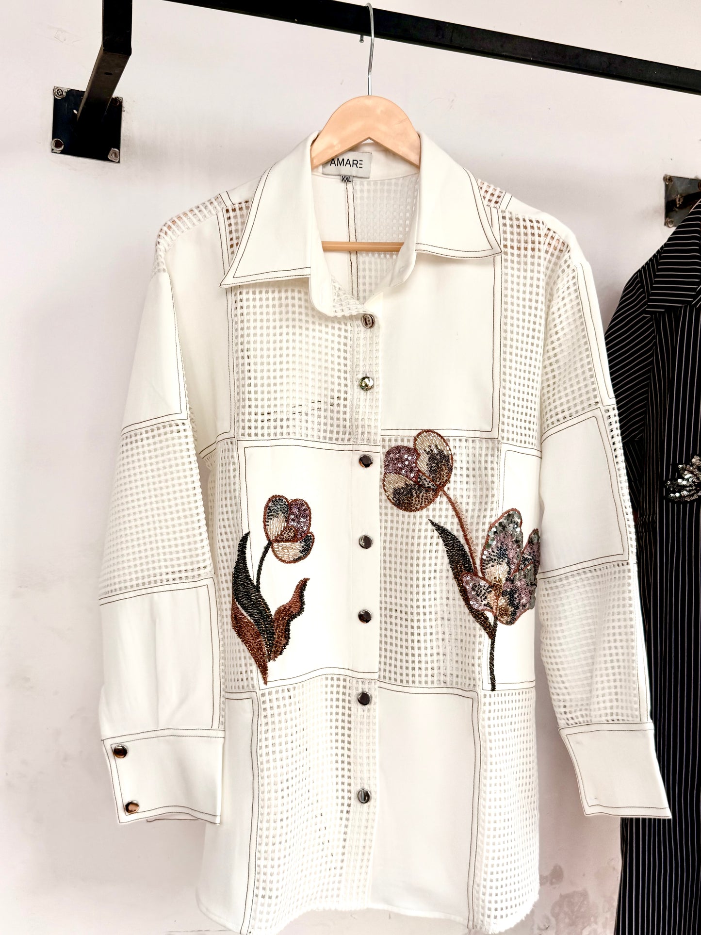 CHECKERED CUTOUTS SHIRT
