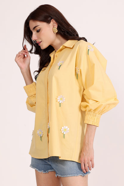 EMBROIDERED DAISY SHIRT